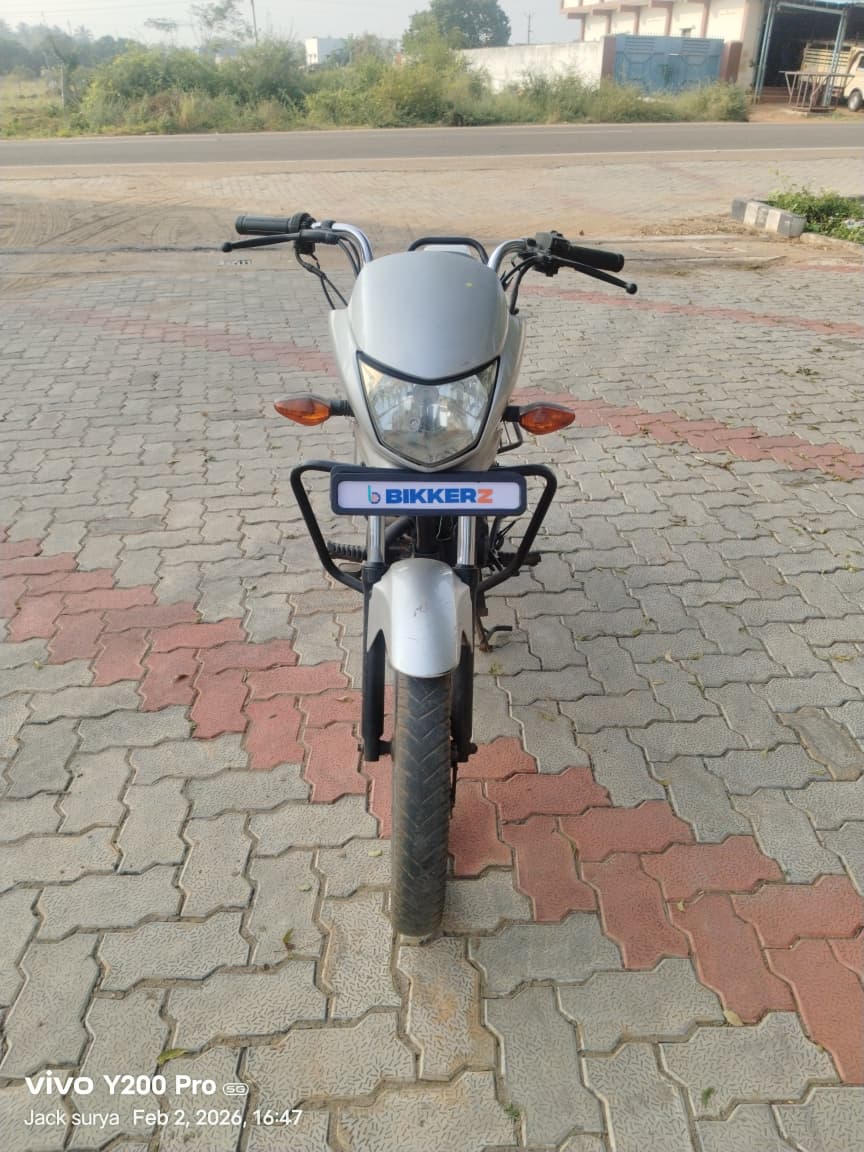 Honda Livo
