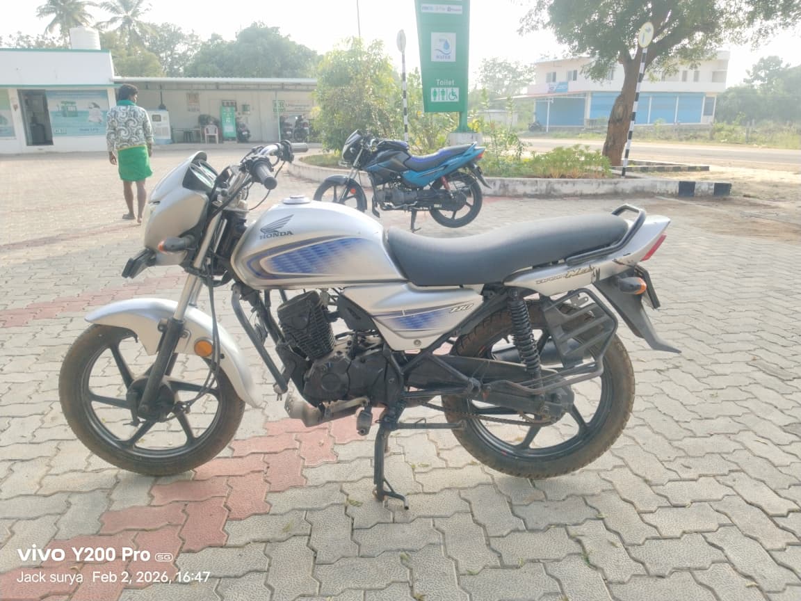 Honda Livo