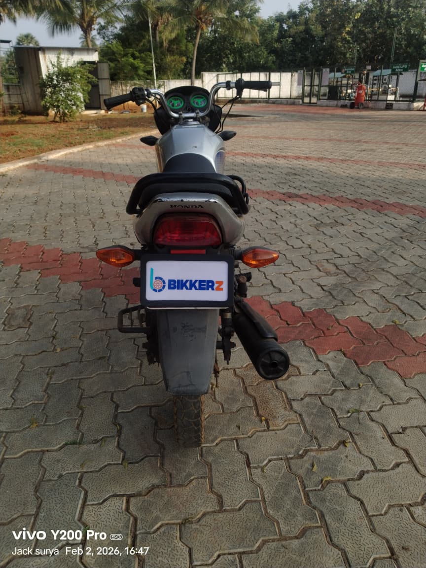 Honda Livo