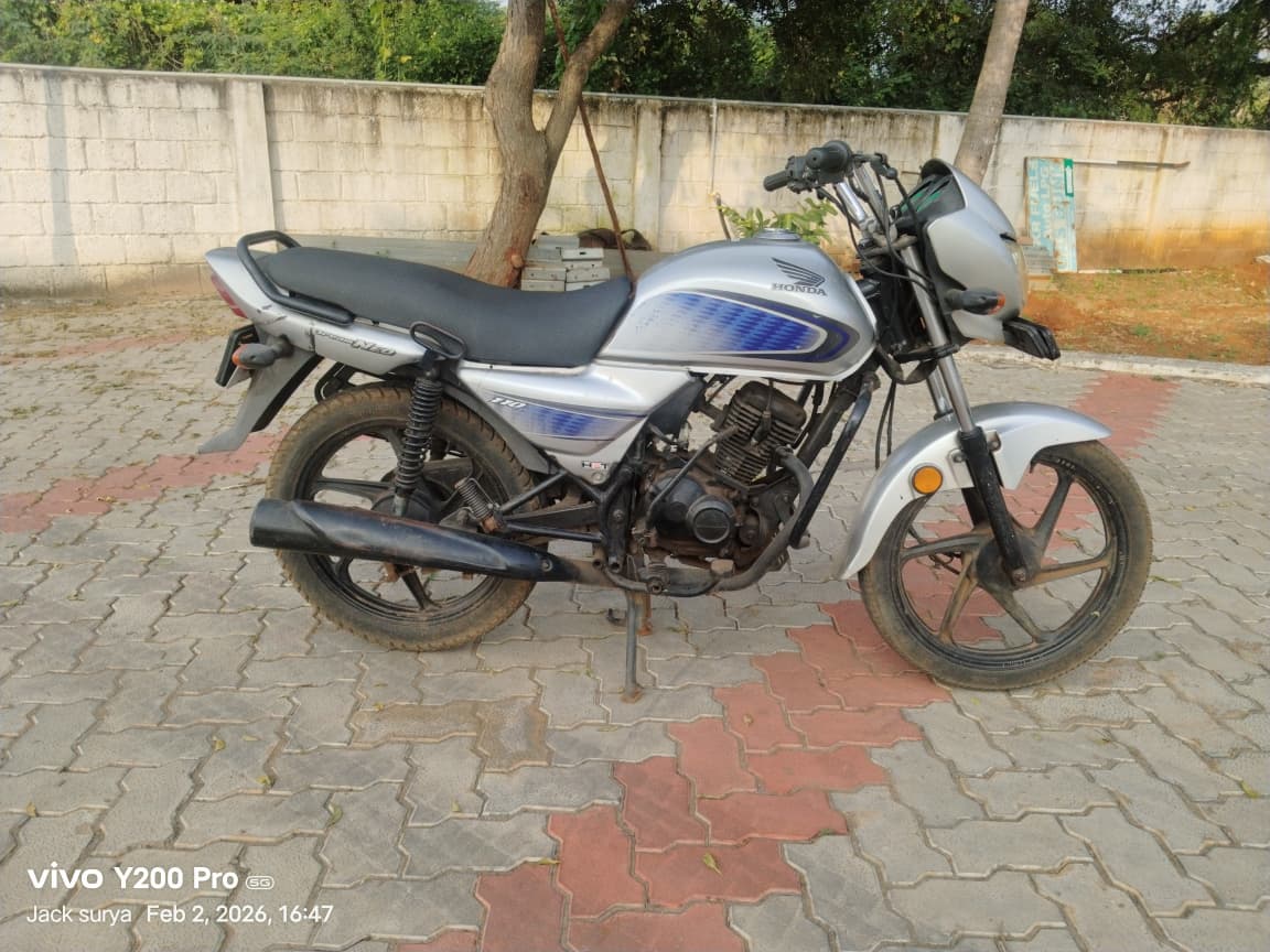 Honda Livo
