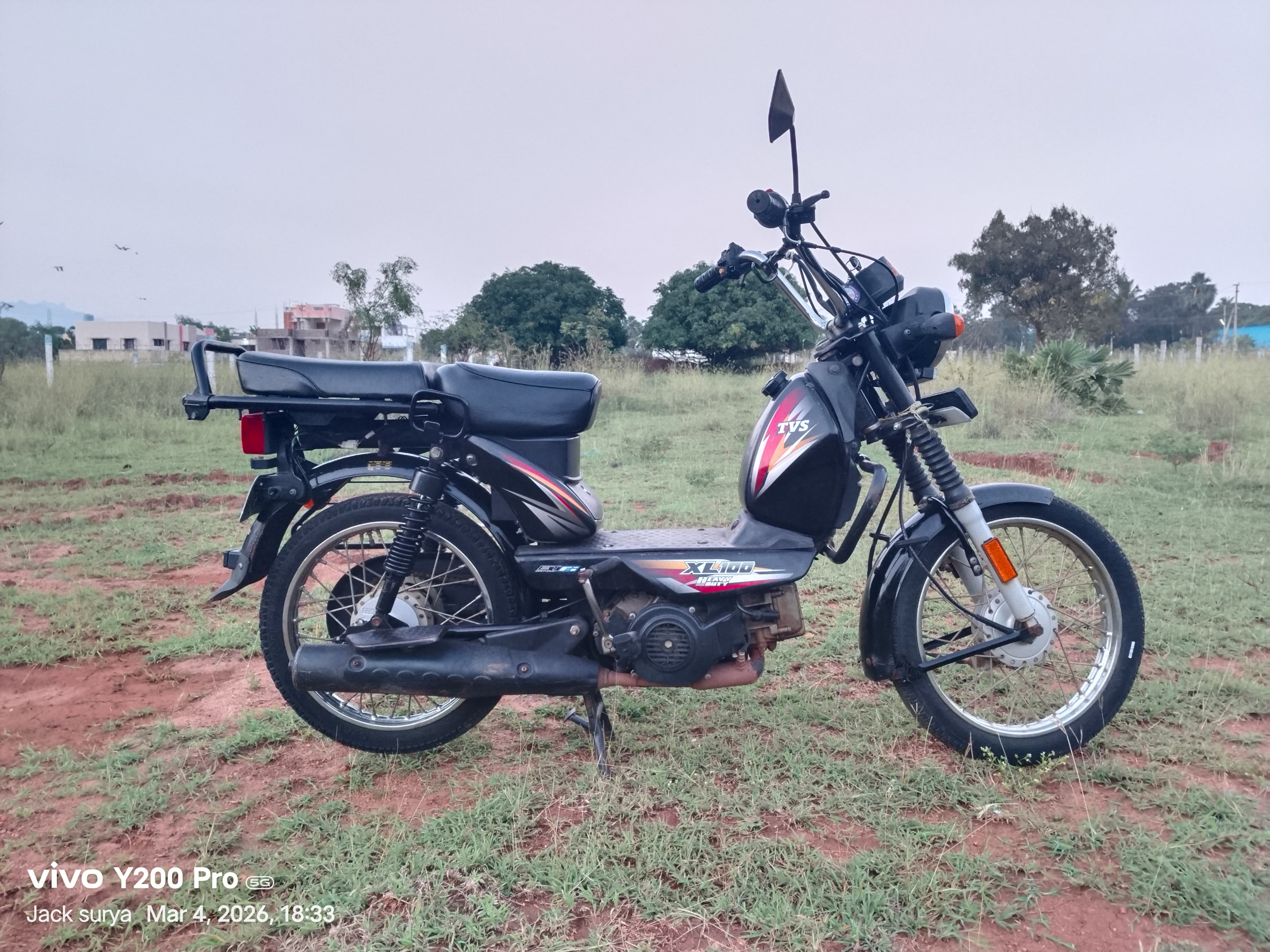 TVS XL100 Heavy Duty