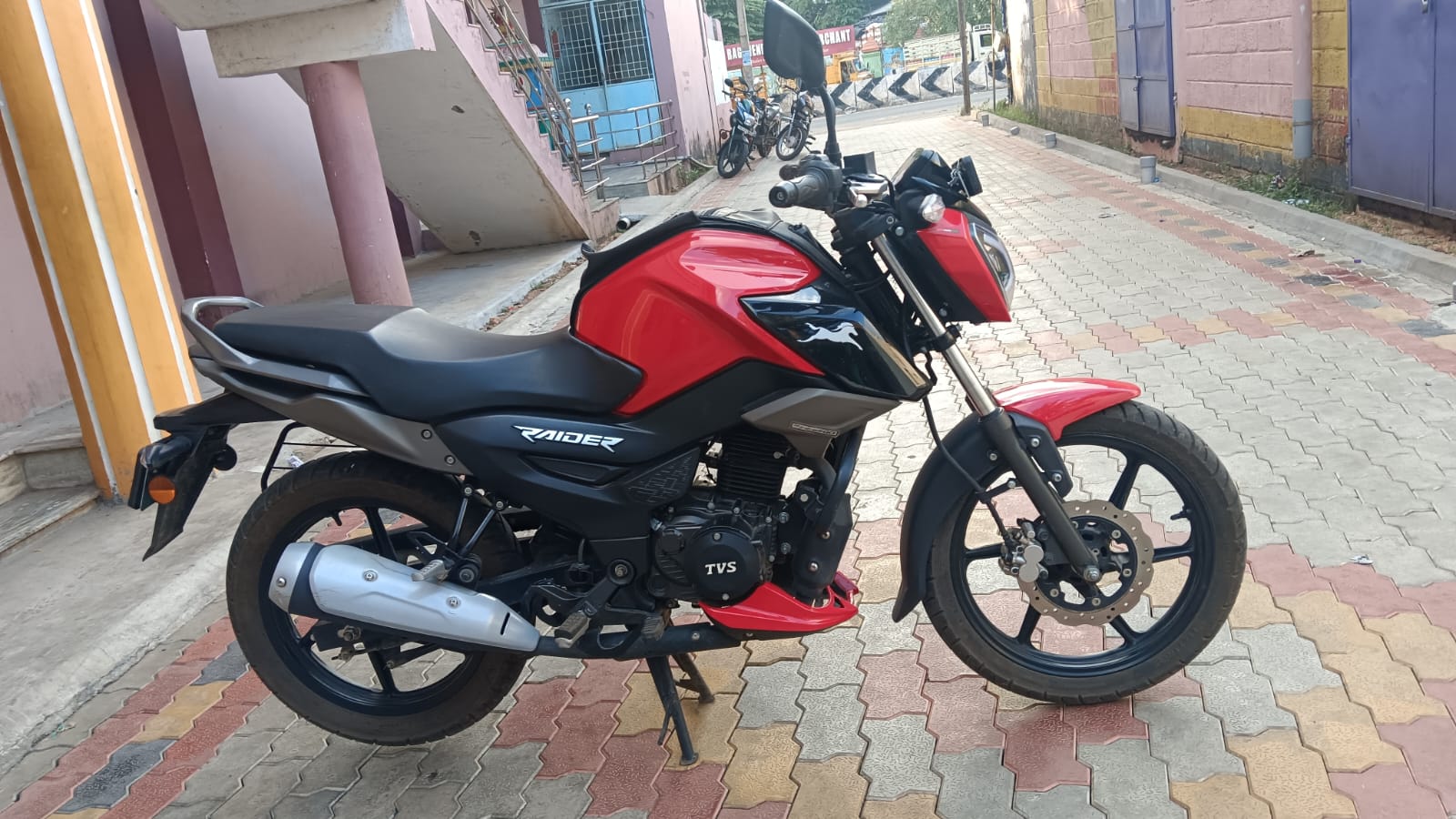 TVS Raider 125