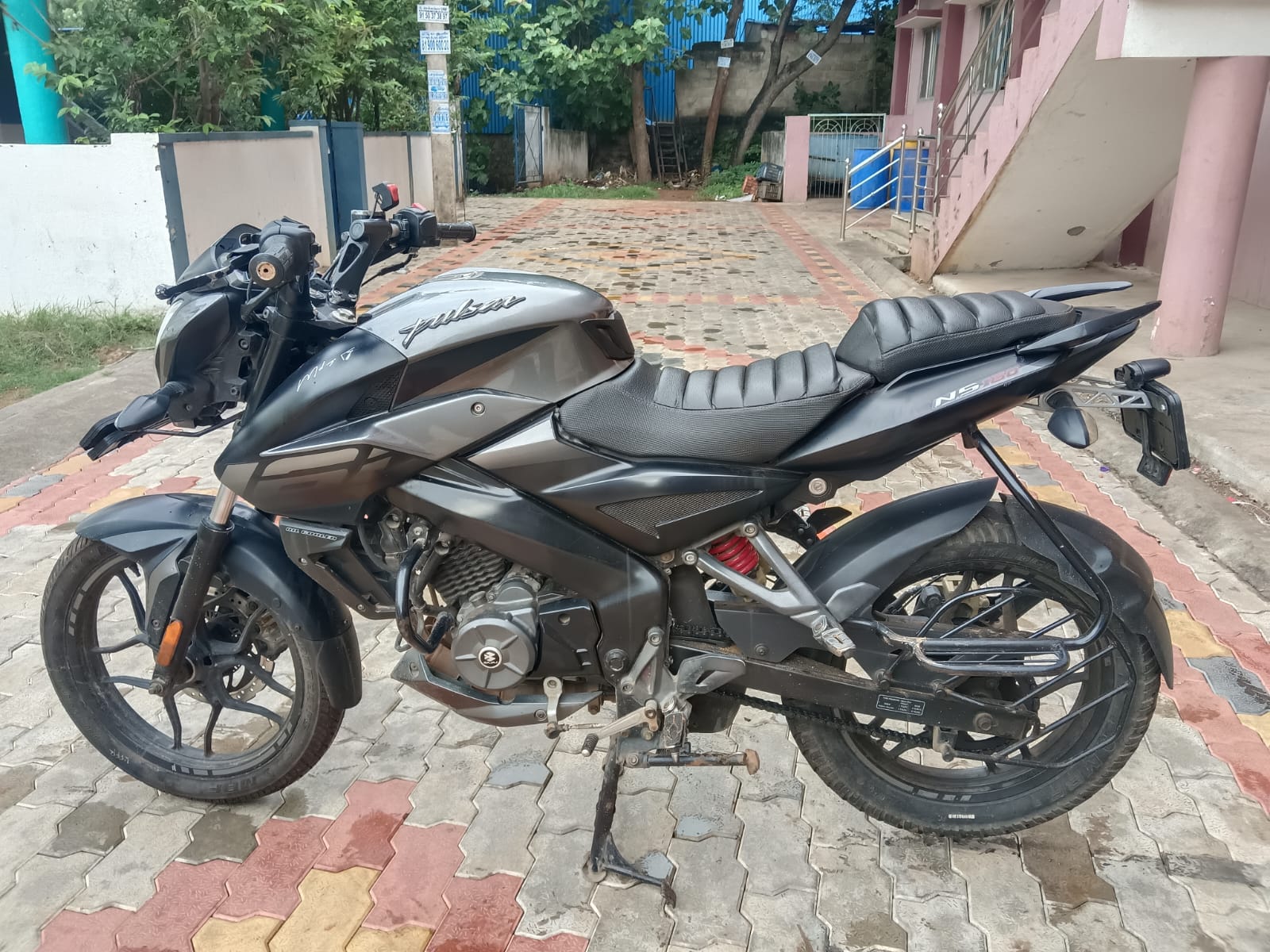 Bajaj Pulsar N160