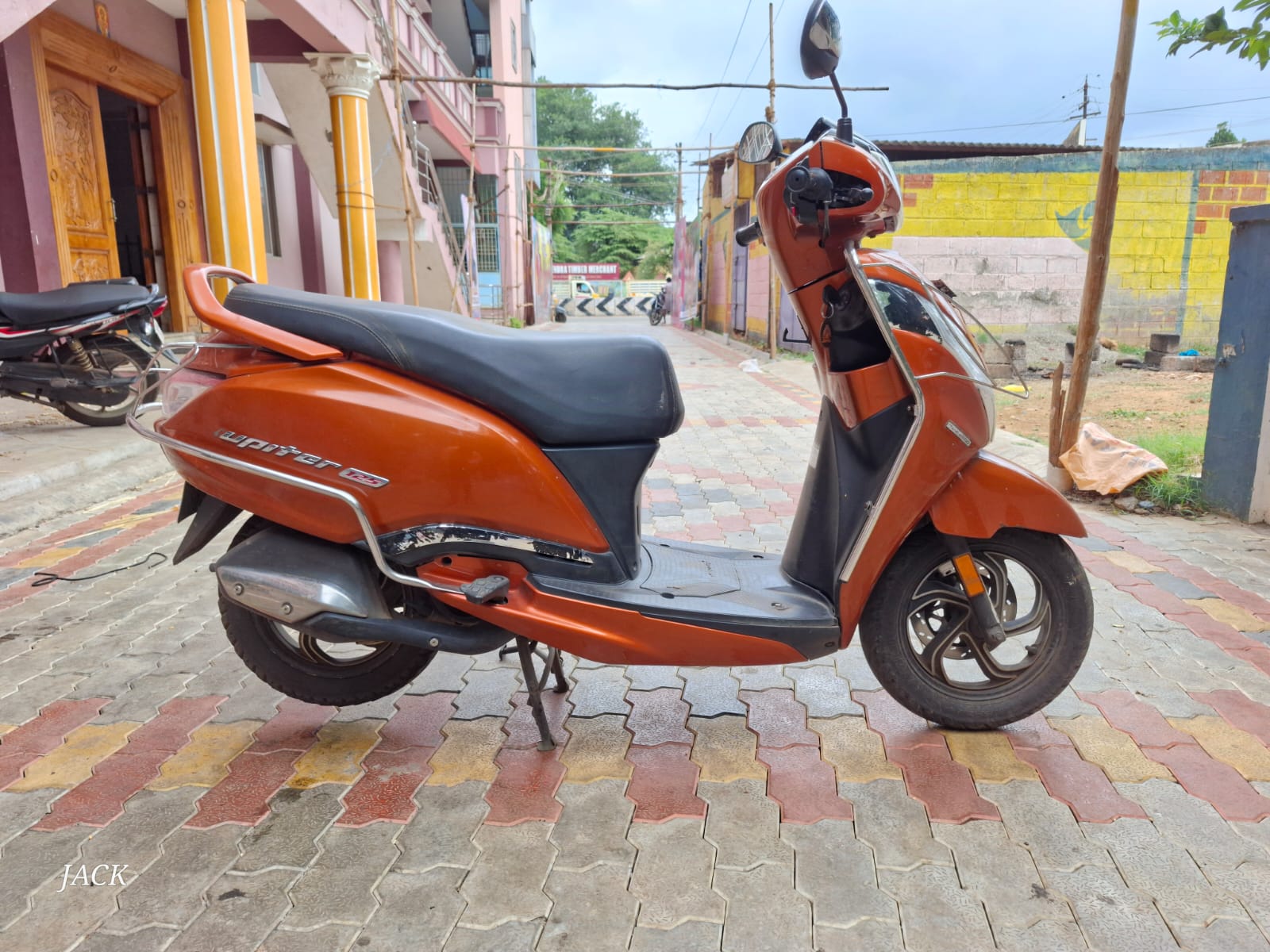 TVS Jupiter 125