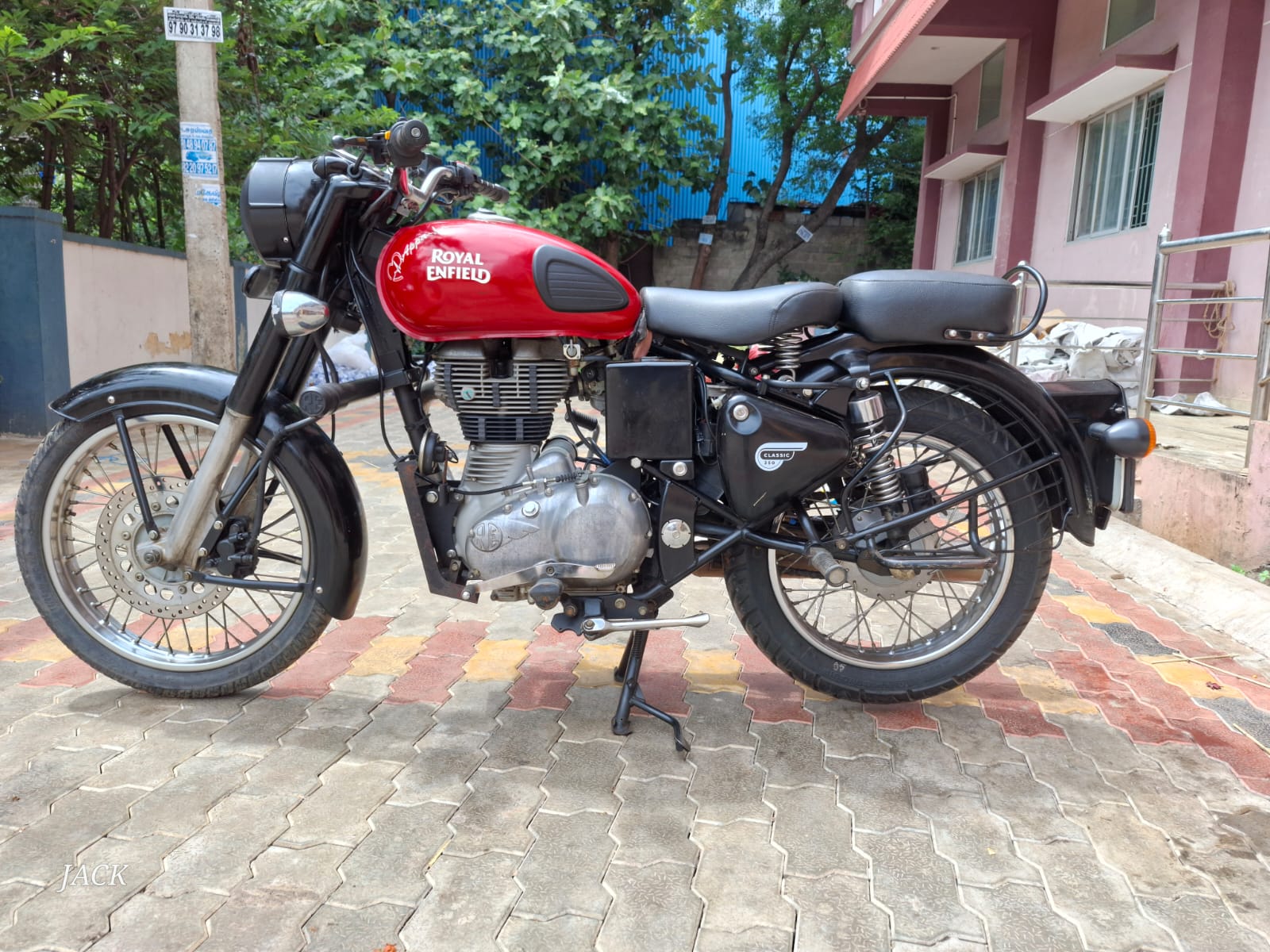 Royal Enfield Bullet 350