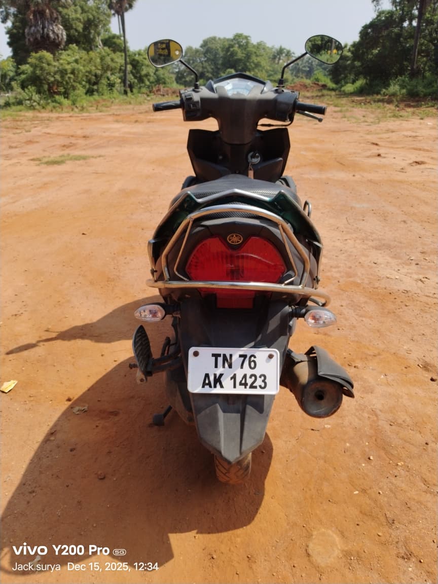 Yamaha RayZR 125 Fi