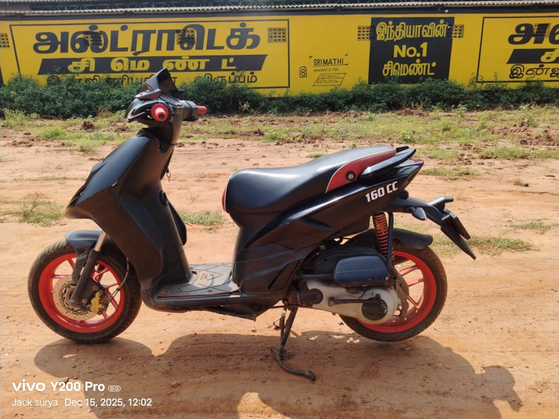 Aprilia Aprilia SR 150
