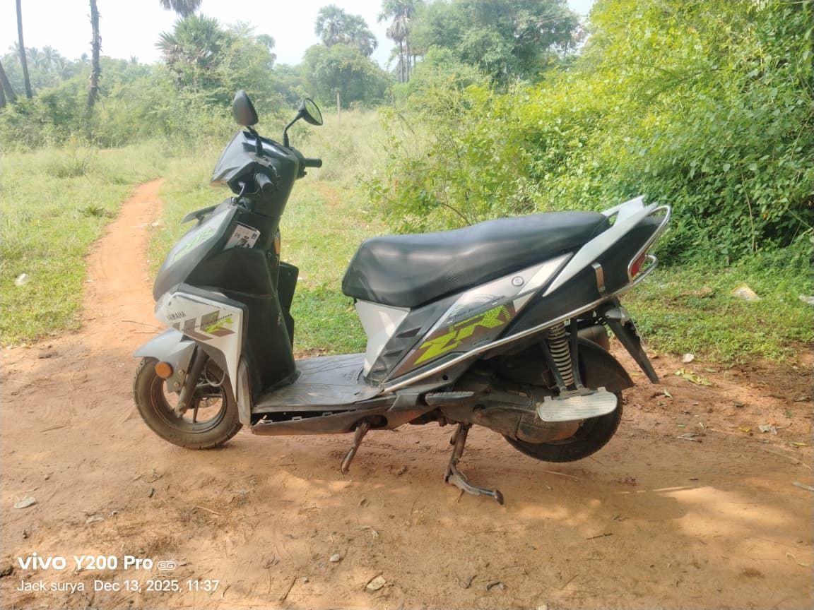 Yamaha Ray ZR 125