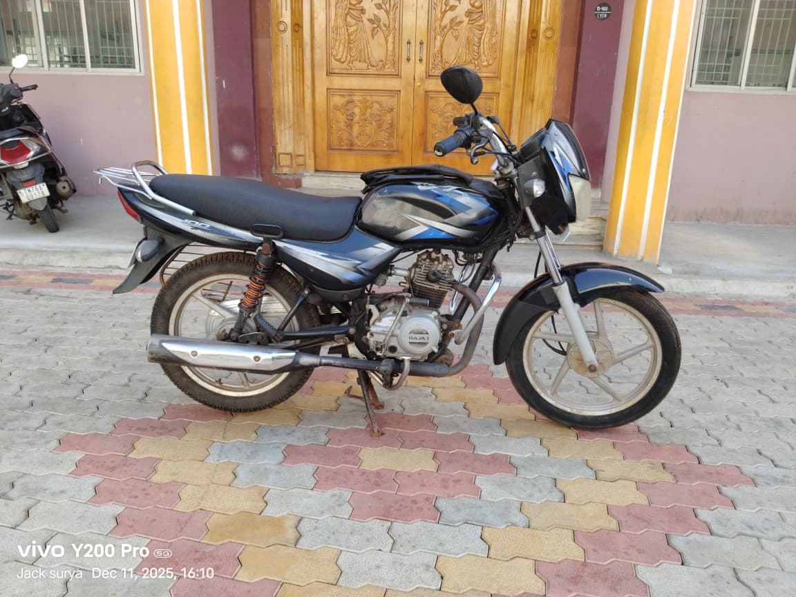 Bajaj CT 100