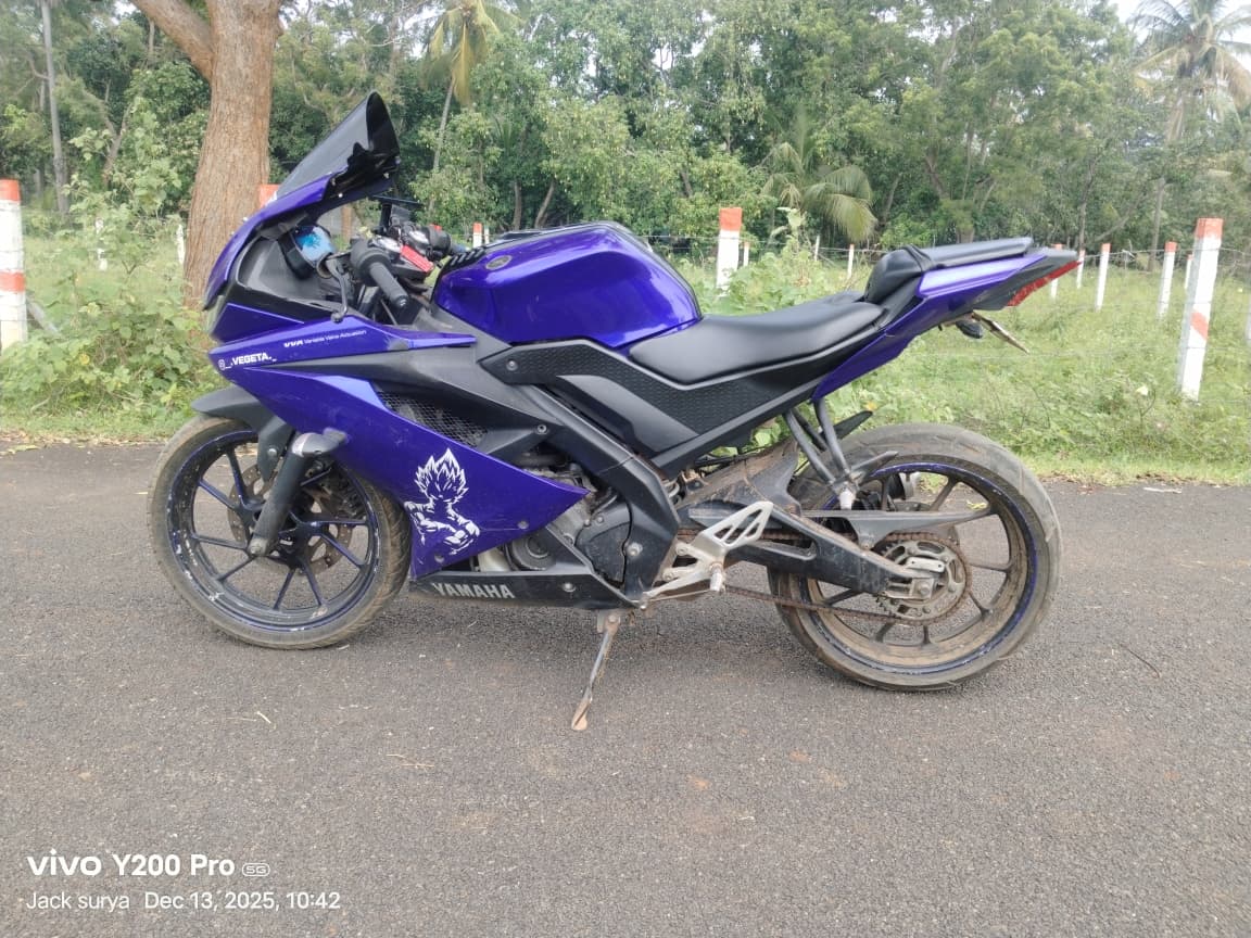 Yamaha R15 V4