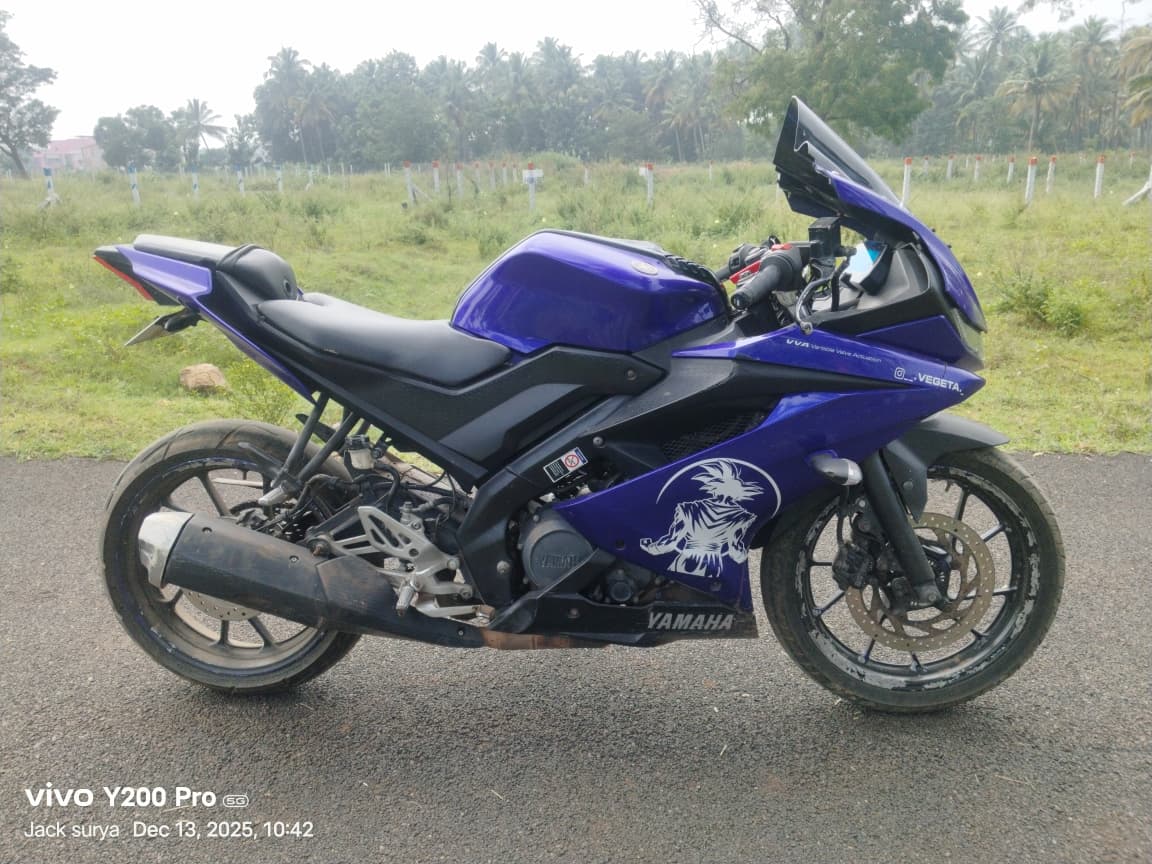 Yamaha R15 V4