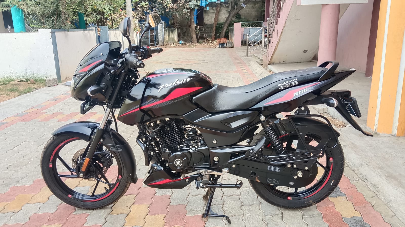 Bajaj Pulsar 150