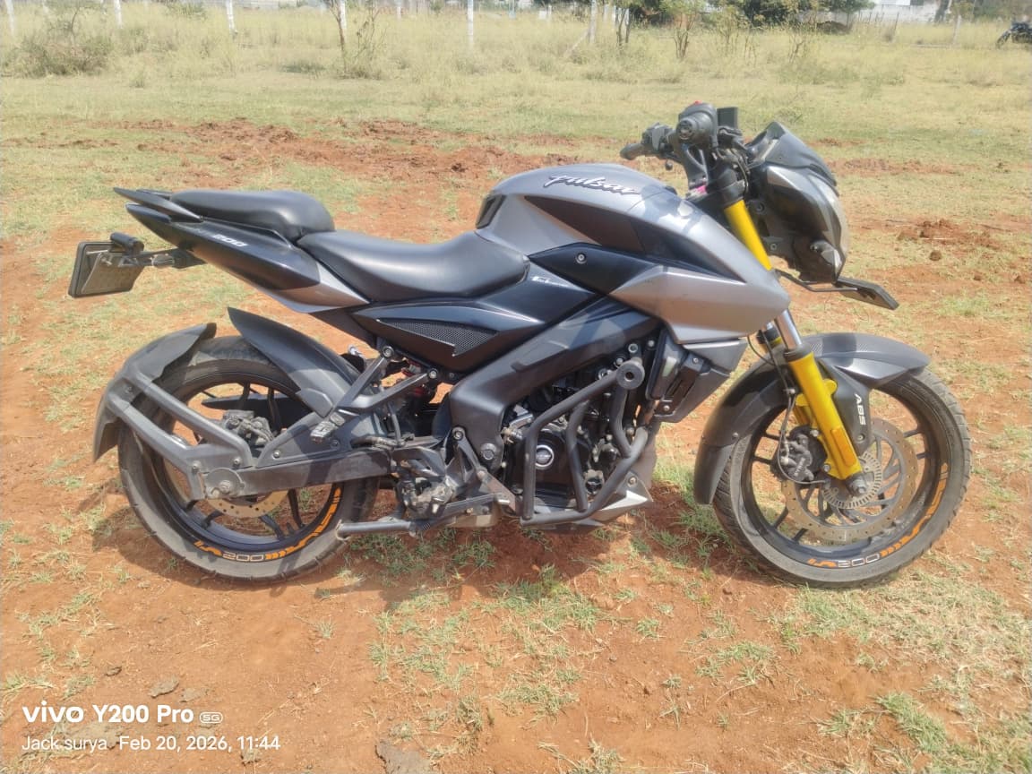 Bajaj Pulsar NS200