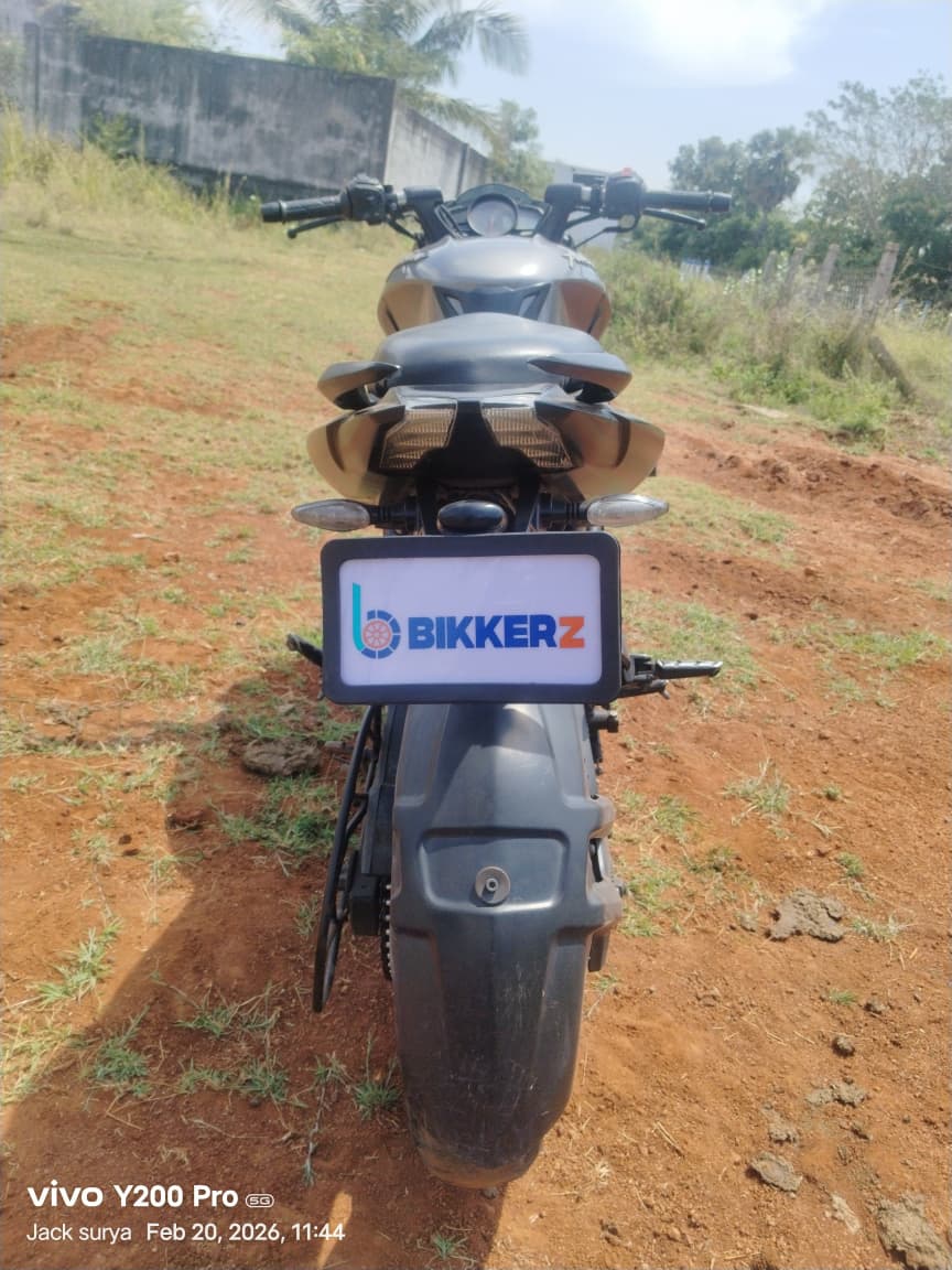 Bajaj Pulsar NS200